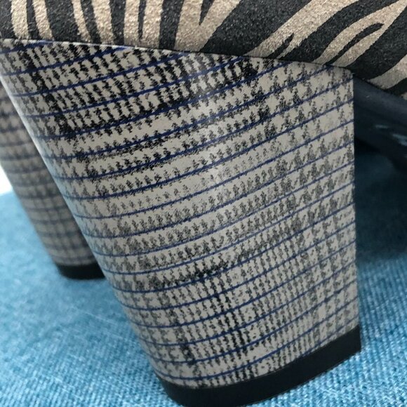 Maciejka Beige Zebra Print Block Heel Round Toe Shoes size 6 (EU 36) - Picture 12 of 16